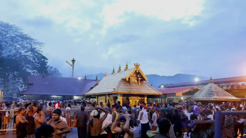 Ayyapa Ayyappa devotees : అయ్యప్ప దీక్షలో నల్లని దుస్తులే ఎందుకు ధరించాలి?