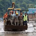 Nepal Flash Floods Horror:పొంచి వున్న మరో ఫ్లాష్ ఫ్లడ్! ఇండియాకు డేంజర్ బెల్స్.. టీ బ్రేక్‌తో 26 మంది ఆంధ్రా యాత్రికులు సేఫ్‌