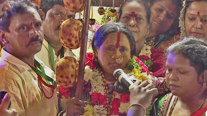 Rangam Bhavishyavani 2026 Rangam Bhavishyavani 2026: రంగం భవిష్యవాణి మాట తప్పారు.. ప్రాణ నష్టం తప్పదు