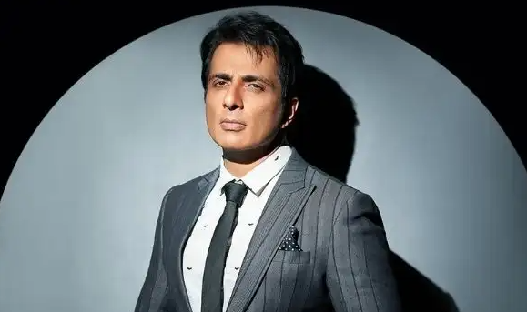Sonu Sonu Sood’s Epic Reply to iPhone 18 Pro Fans: “కొత్త ఫోన్.. కొత్త EMI.. పాత బిల్లులే!” ఐఫోన్ లవర్స్కు సోనూ సూద్ కౌంటర్